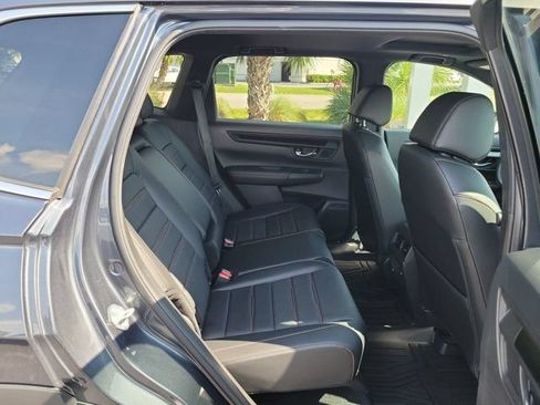 Used 2025 Honda CR-V Sport-L image 8