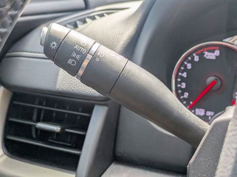 Used 2024 GMC Terrain Denali w/ Denali Premium Package image 29