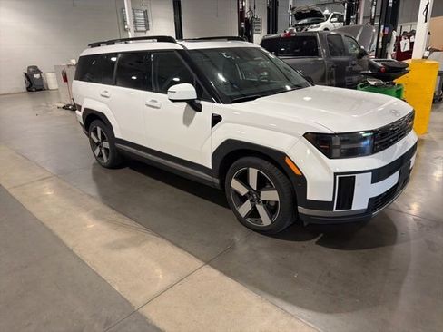 Used 2024 Hyundai Santa Fe Limited image 15