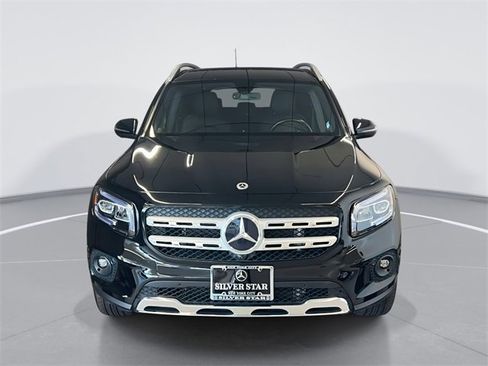 Used 2022 Mercedes-Benz GLB 250 4MATIC image 2