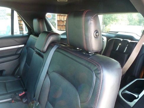Used 2019 Ford Explorer Sport w/ Equipment Group 401A AWD/4WD image 27