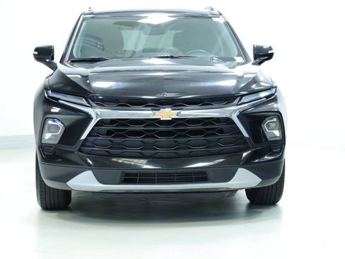 Used 2024 Chevrolet Blazer LT AWD/4WD image 2