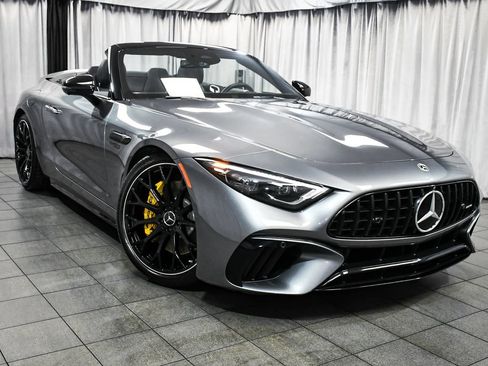 Used 2022 Mercedes-Benz SL 55 AMG 4MATIC w/ AMG Night Package II image 3
