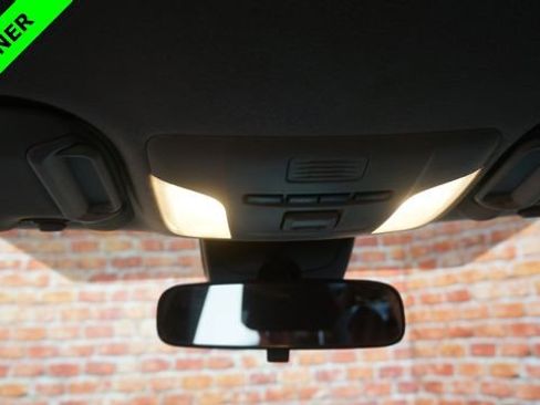 Used 2020 Toyota Corolla LE image 30