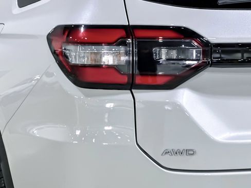 Used 2024 Honda Pilot EX-L image 12