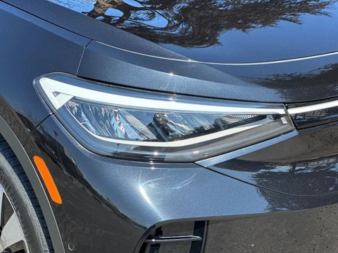 Used 2023 Volkswagen ID.4 Pro RWD image 28