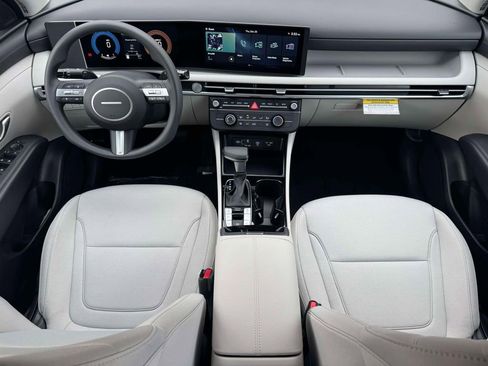 New 2026 Hyundai Tucson SE image 10