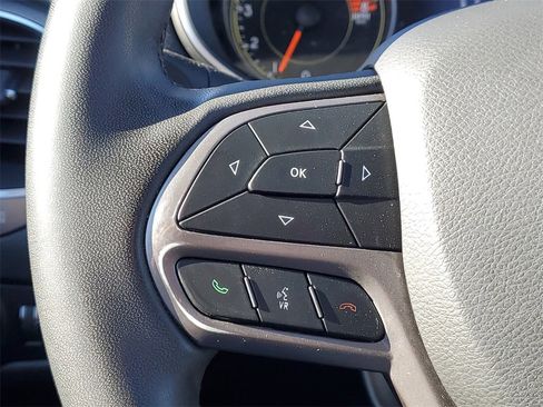 Used 2022 Jeep Cherokee Latitude Lux w/ Sun & Sound Group image 21