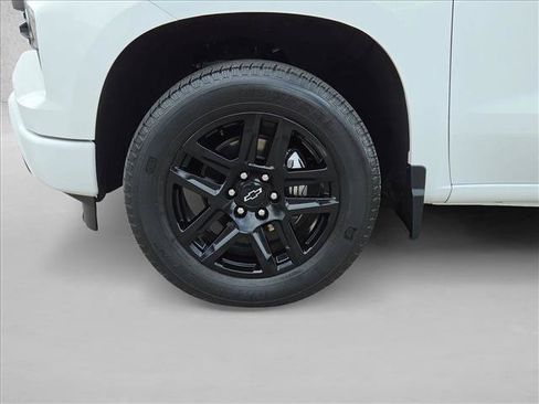 Used 2023 Chevrolet Silverado 1500 Custom AWD/4WD image 22