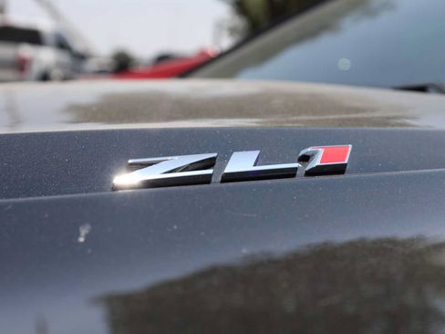 Used 2018 Chevrolet Camaro ZL1 RWD image 46