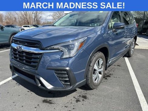 Used 2023 Subaru Ascent Premium w/ Convenience Package image 2