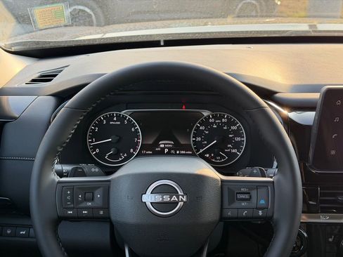 New 2026 Nissan Pathfinder SV image 24