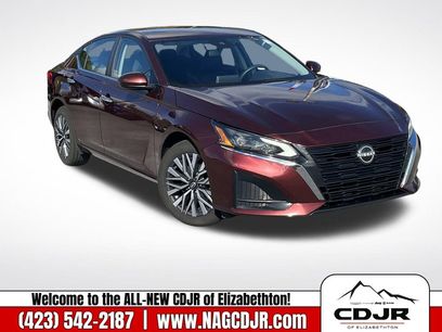 Used 2023 Nissan Altima 2.5 SV