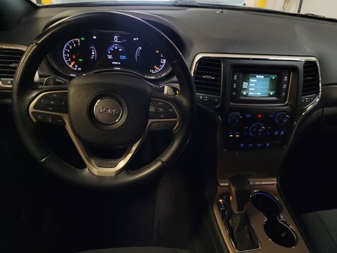 Used 2016 Jeep Grand Cherokee Laredo RWD image 22