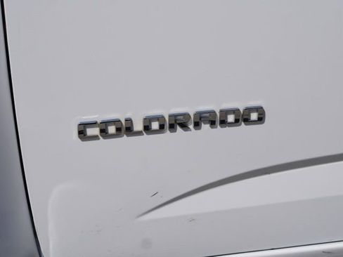 Used 2019 Chevrolet Colorado Z71 image 9