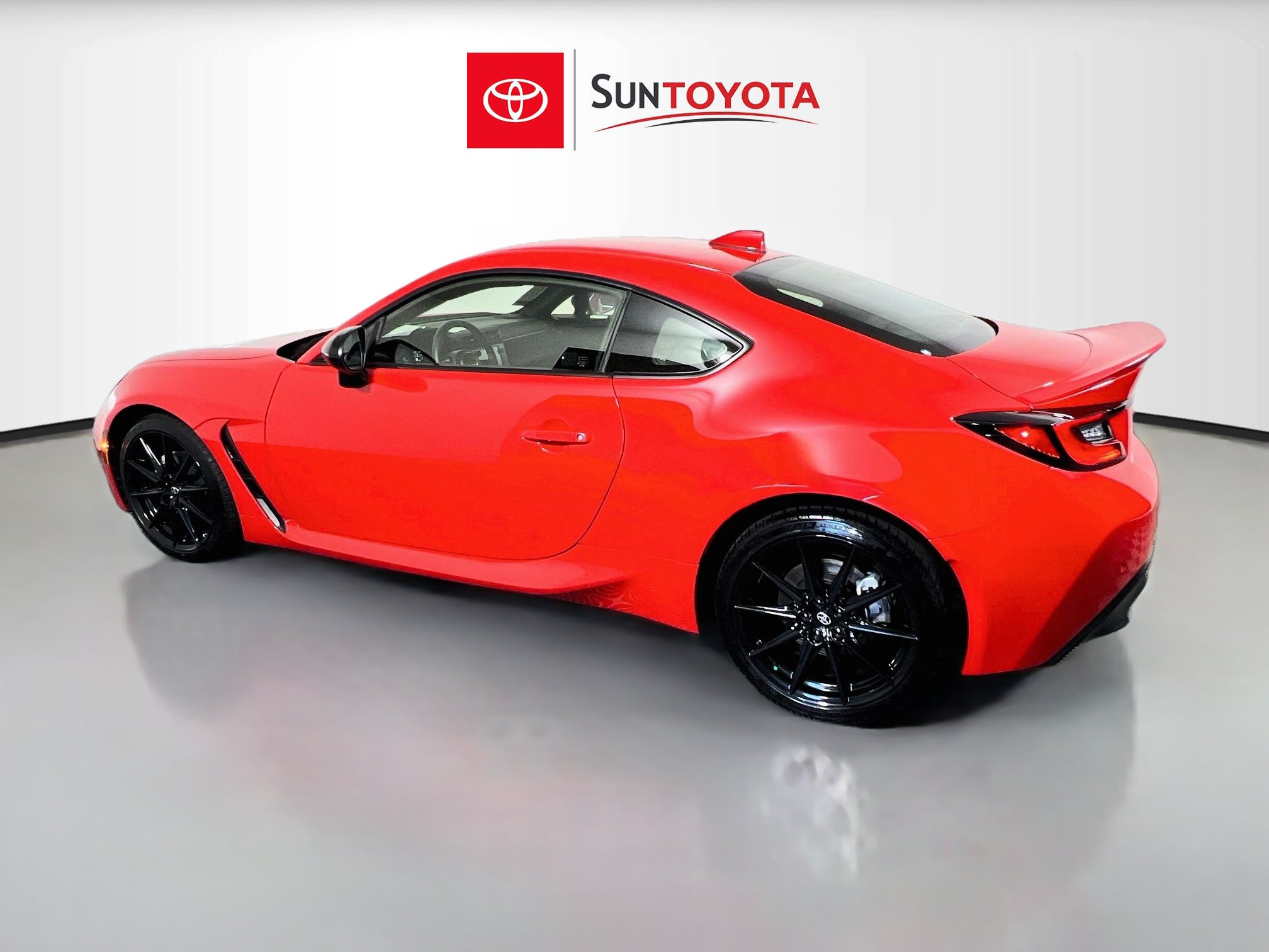 Used 2024 Toyota GR86 Premium RWD image 6