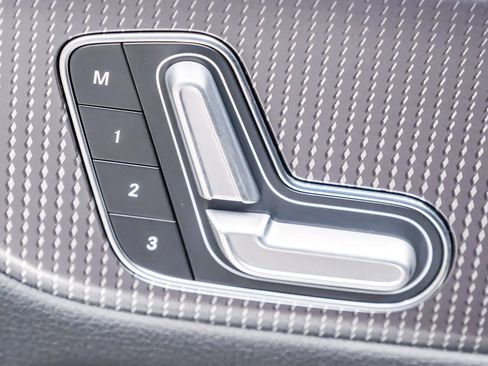 Certified 2023 Mercedes-Benz GLA 250 image 28