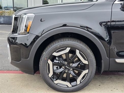 New 2025 Kia Telluride S image 5