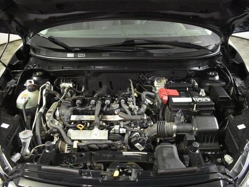 Used 2021 Nissan Kicks SV image 34