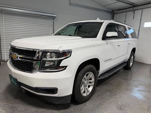 Used 2018 Chevrolet Suburban LT AWD/4WD image 1