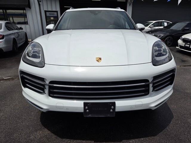 Used 2019 Porsche Cayenne AWD/4WD image 2