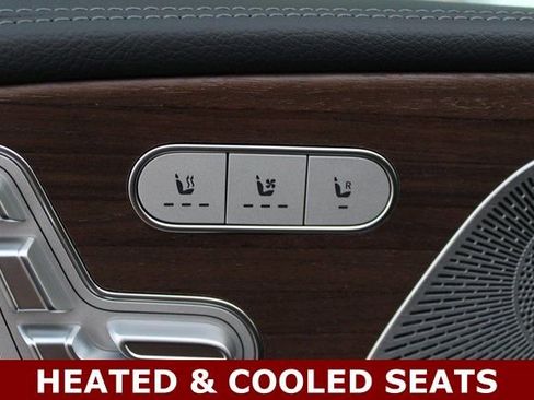 New 2026 Mercedes-Benz GLS 580 4MATIC image 15