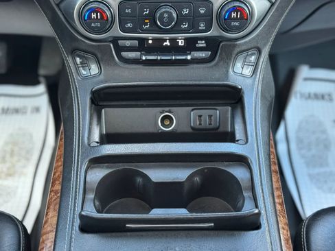 Used 2016 Chevrolet Suburban LTZ image 30