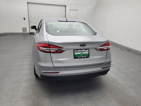 Used 2020 Ford Fusion SE FWD image 6