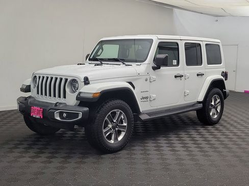 Used 2020 Jeep Wrangler Unlimited Sahara image 1