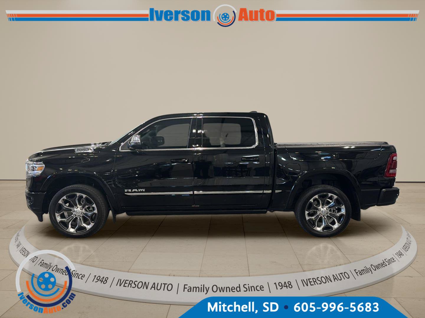 Used 2024 RAM 1500 Limited AWD/4WD image 4