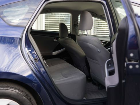 Used 2013 Toyota Prius Three image 27