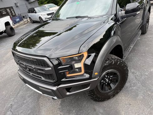Used 2017 Ford F150 Raptor w/ Equipment Group 802A Luxury AWD/4WD image 13