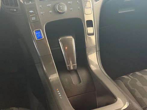 Used 2015 Chevrolet Volt FWD image 28
