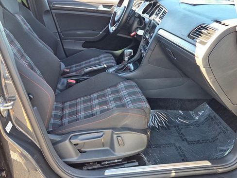 Used 2020 Volkswagen GTI S image 20