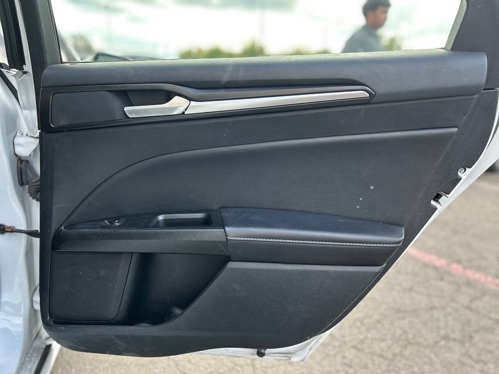 Used 2019 Ford Fusion Titanium AWD/4WD image 23