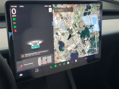 Used 2022 Tesla Model Y Performance image 13