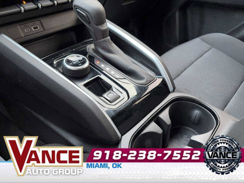 Used 2024 Chevrolet Colorado Trail Boss image 23