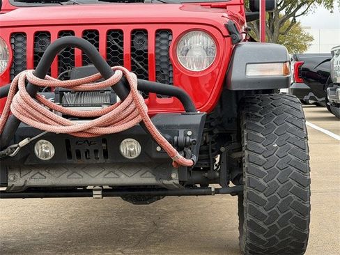 Used 2020 Jeep Gladiator Sport w/ Quick Order Package 24S image 9