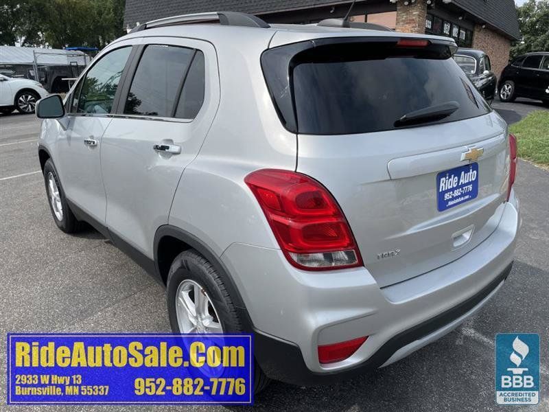 Used 2020 Chevrolet Trax LT w/ LT Convenience Package FWD image 7