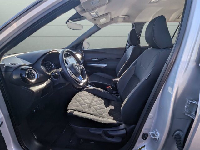 Certified 2020 Nissan Kicks SV w/ Exterior Package FWD image 12
