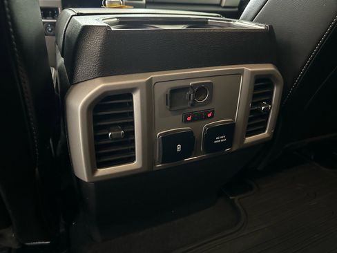 Certified 2021 Ford F250 Lariat w/ Tremor Off-Road Package image 29