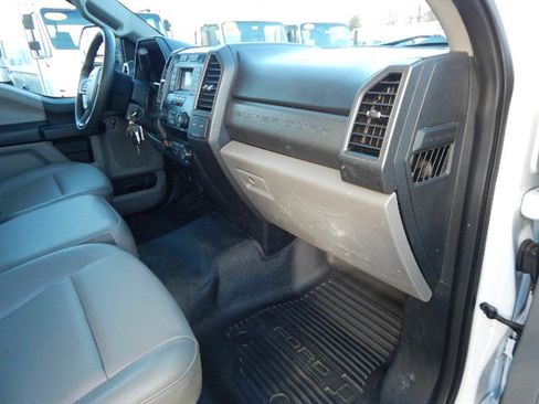 Used 2021 Ford F450 XL w/ Power Equipment Group image 20