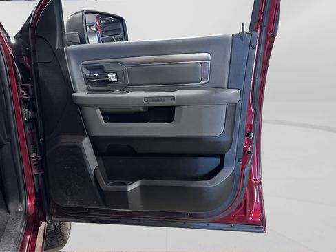 Used 2019 RAM 1500 Classic Warlock image 37