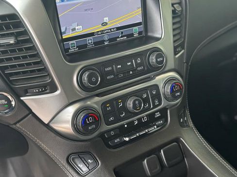 Used 2020 Chevrolet Suburban LT w/ RST Edition AWD/4WD image 15