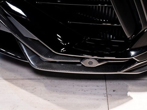 Used 2023 Lamborghini Urus Performante AWD/4WD image 34
