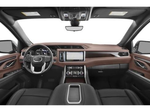 Used 2022 GMC Yukon Denali AWD/4WD image 8