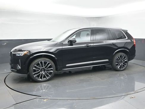 New 2026 Volvo XC90 B6 Plus w/ Protection Package Premier image 4