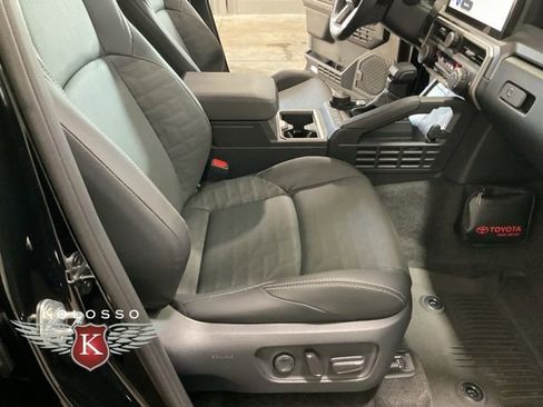 New 2025 Toyota 4Runner TRD Off-Road Premium image 19