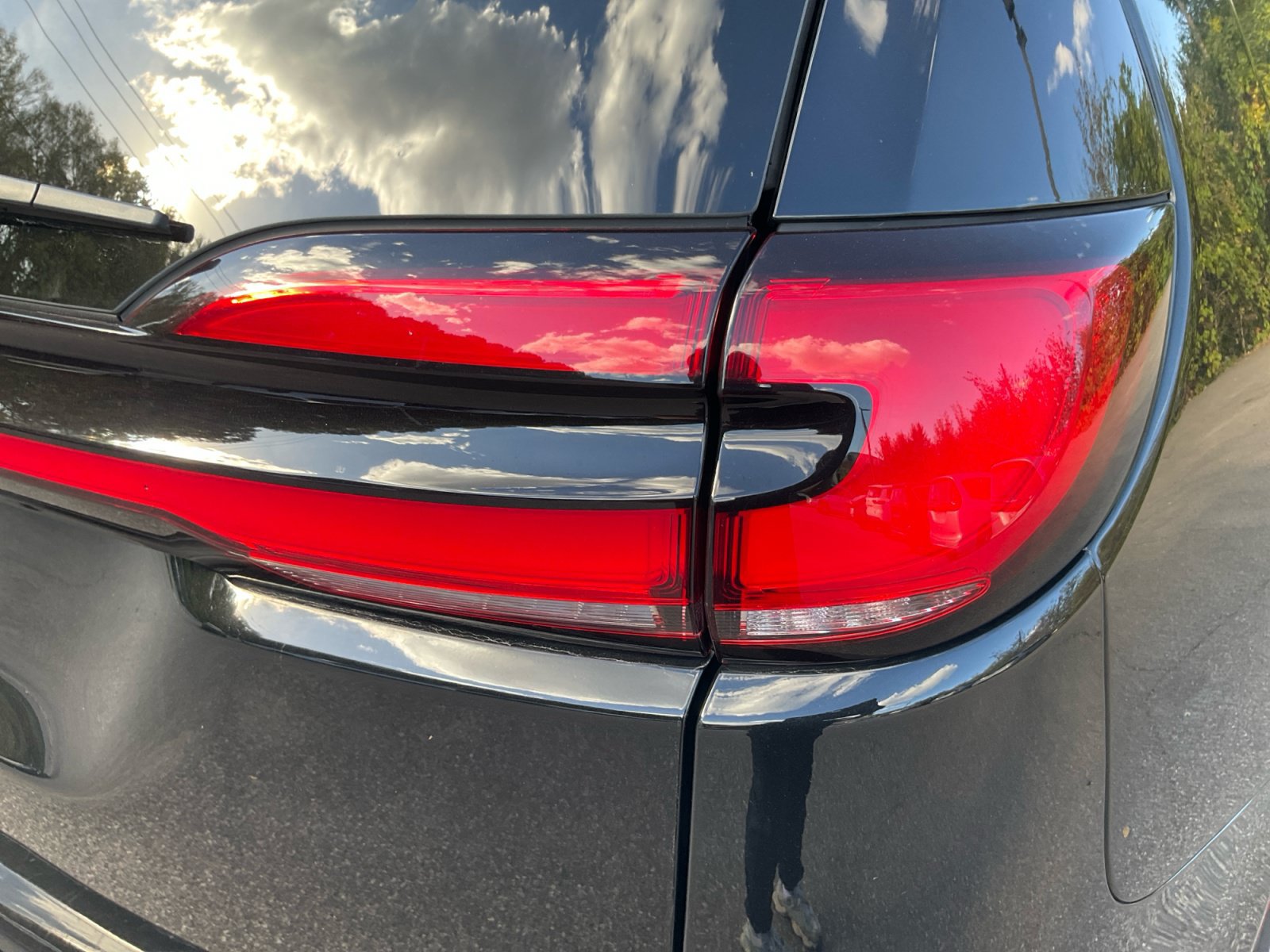 Used 2025 Chrysler Pacifica Select AWD/4WD image 26