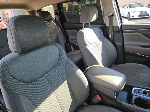 Used 2020 Hyundai Santa Fe SEL w/ Convenience Package image 23